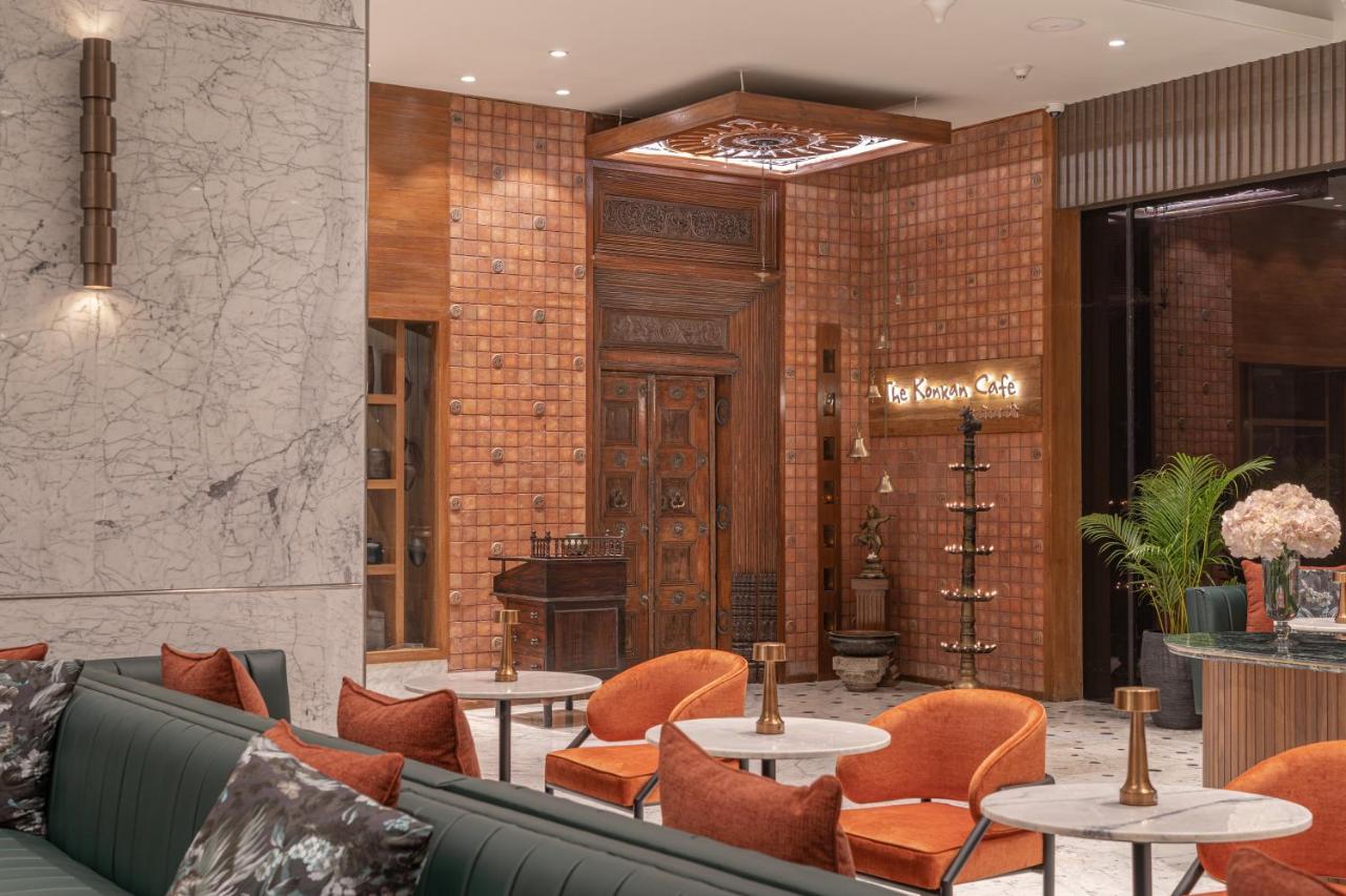 فندق بريزيدنت - آي إتش سي إل سيليكشنز مومباي المظهر الخارجي الصورة The interior of the hotel