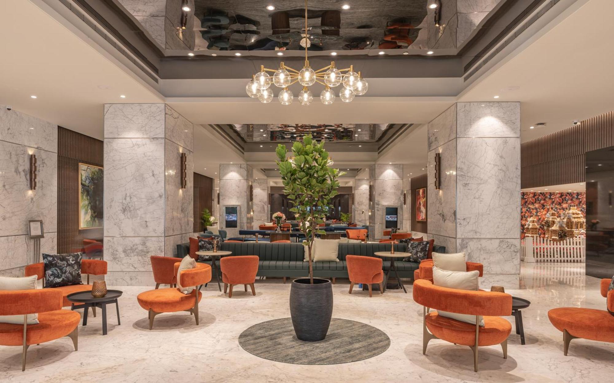 فندق بريزيدنت - آي إتش سي إل سيليكشنز مومباي المظهر الخارجي الصورة The lobby of the hotel